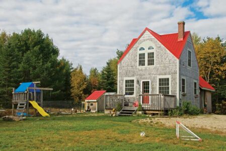 Tumbleweed Tiny Houses: A 648-Square-Foot Home in Maine Image